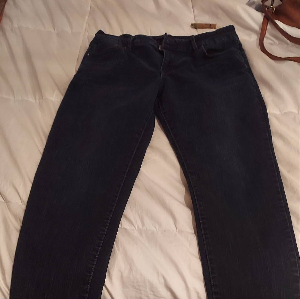 Levis mid rise ankle skinny jeans